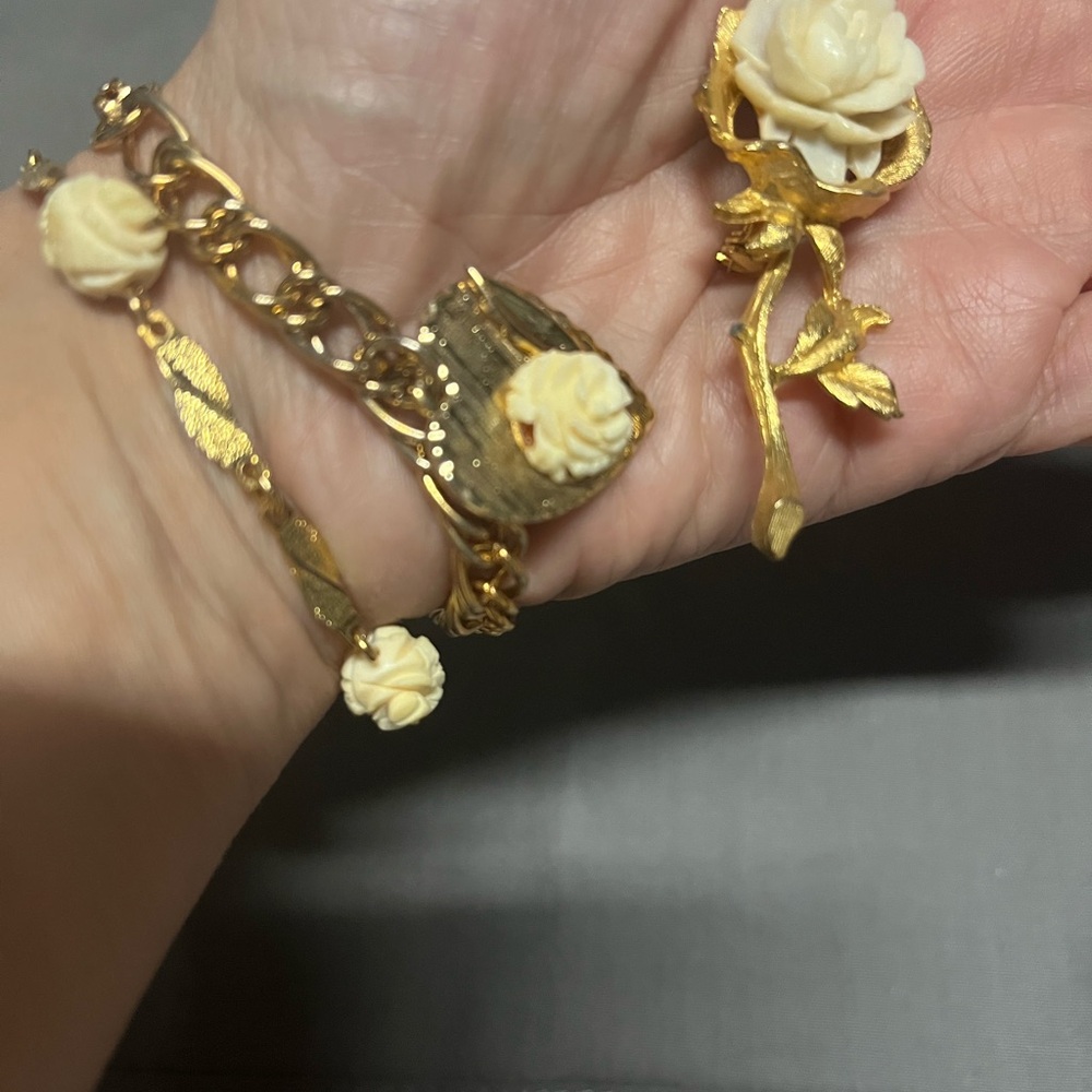 Bundle - 3 items - Vintage Elegant Gold and Cream Floral Bracelets and charm pin